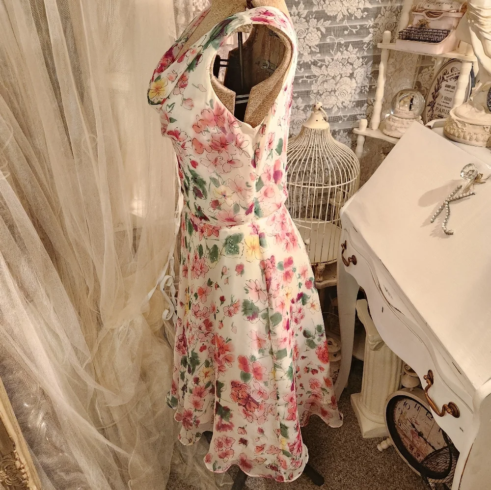 ౨ৎ 2000s beaded floral silk cowl dress ౨ৎ - Picture 3 of 6